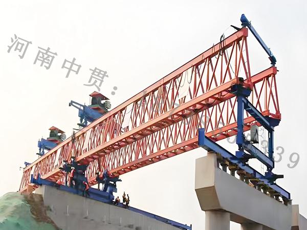中標(biāo)河北保定項目兩臺180噸架橋機