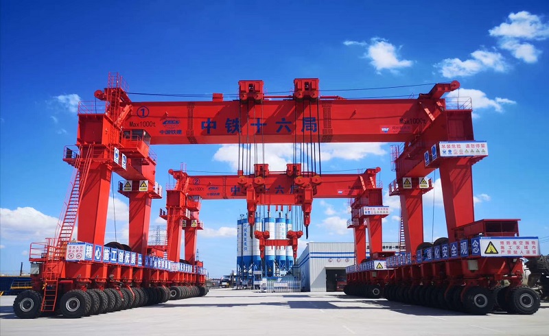中鐵十六局龍門吊設備